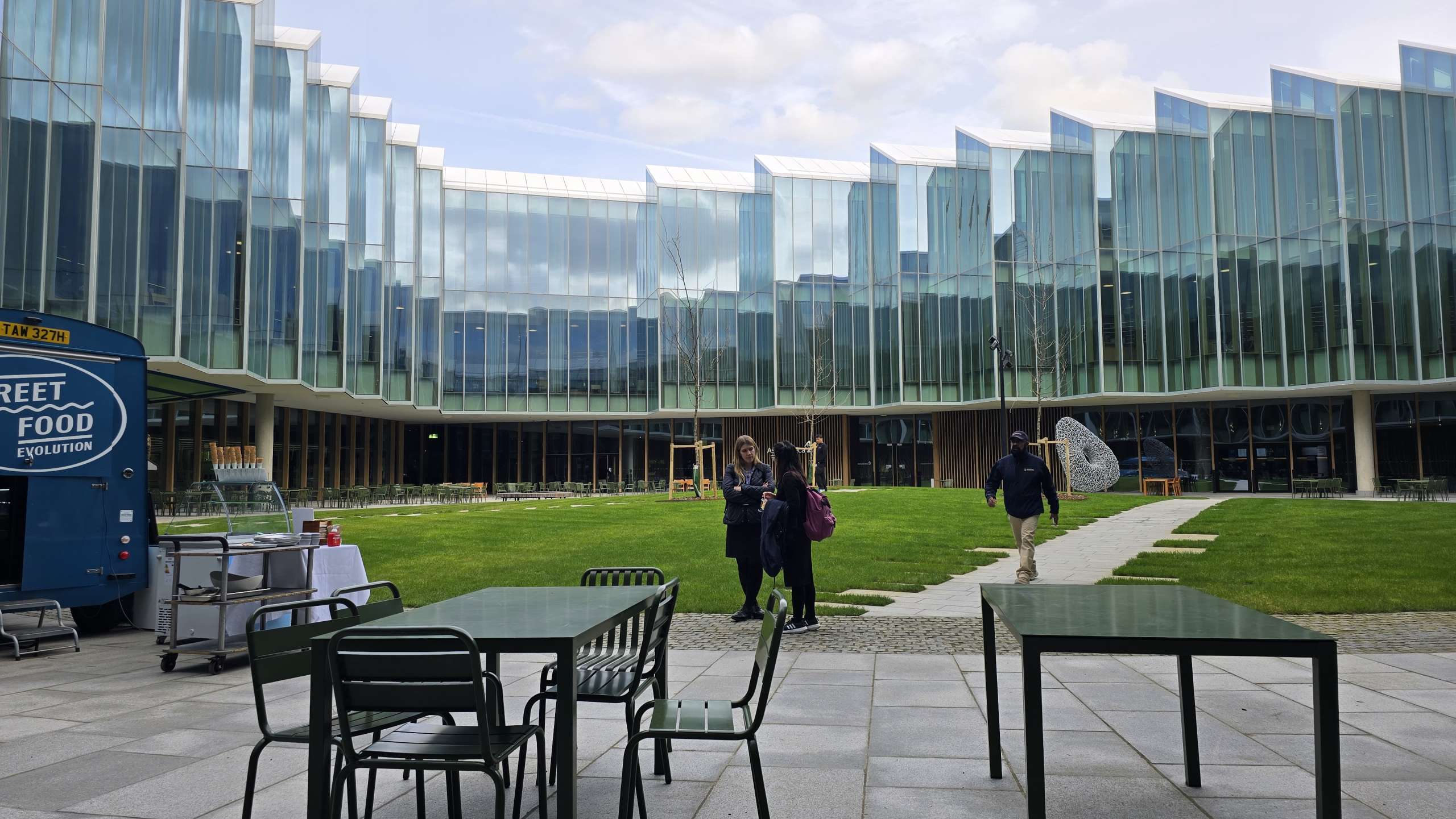 AstraZeneca, binnenpatio